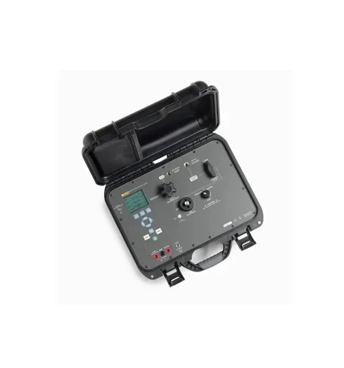 Fluke 3130-G2M Portable Pressure Calibrator 4